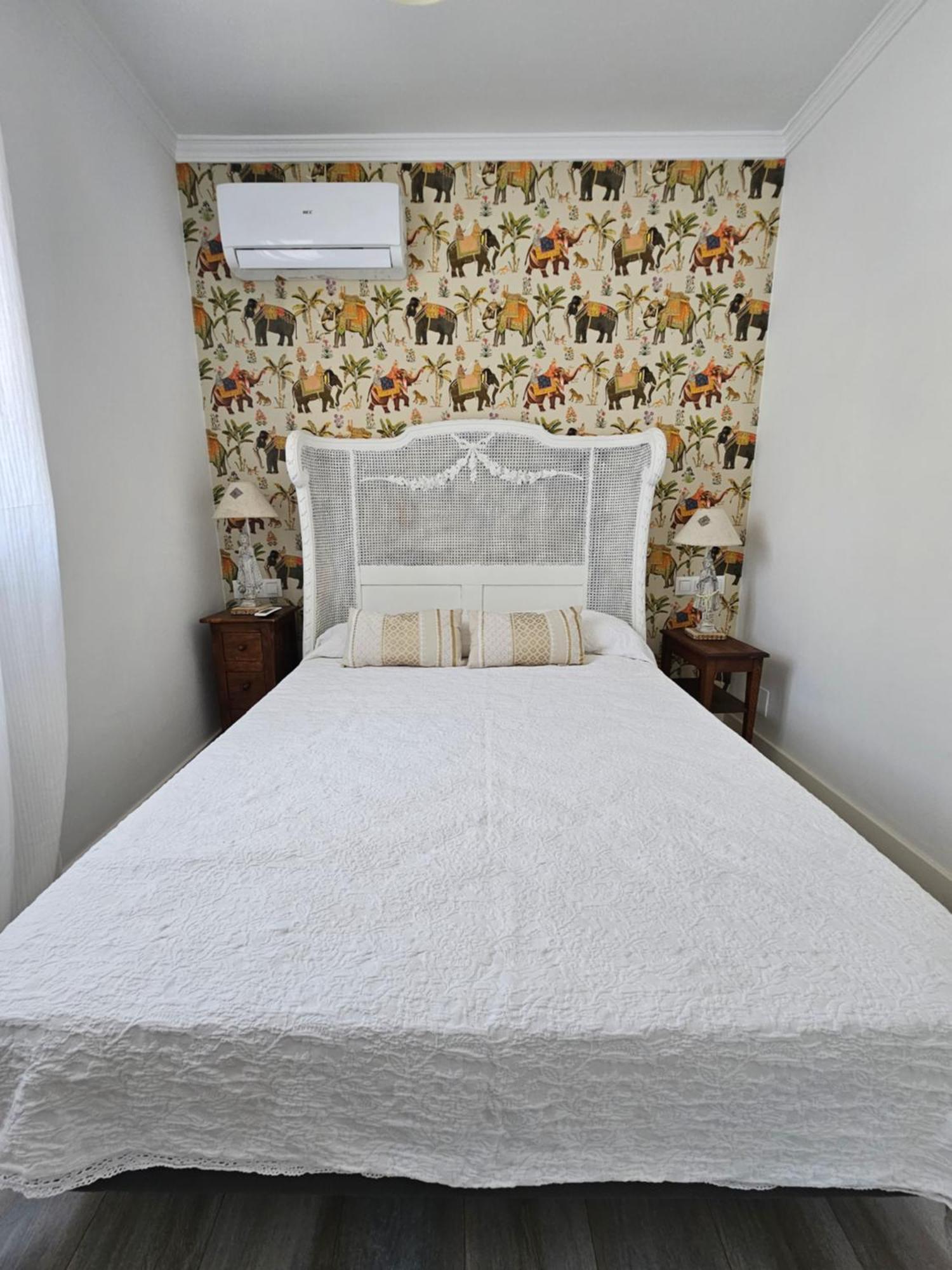 Pedregalejo Beach House Apartment Malaga Ngoại thất bức ảnh